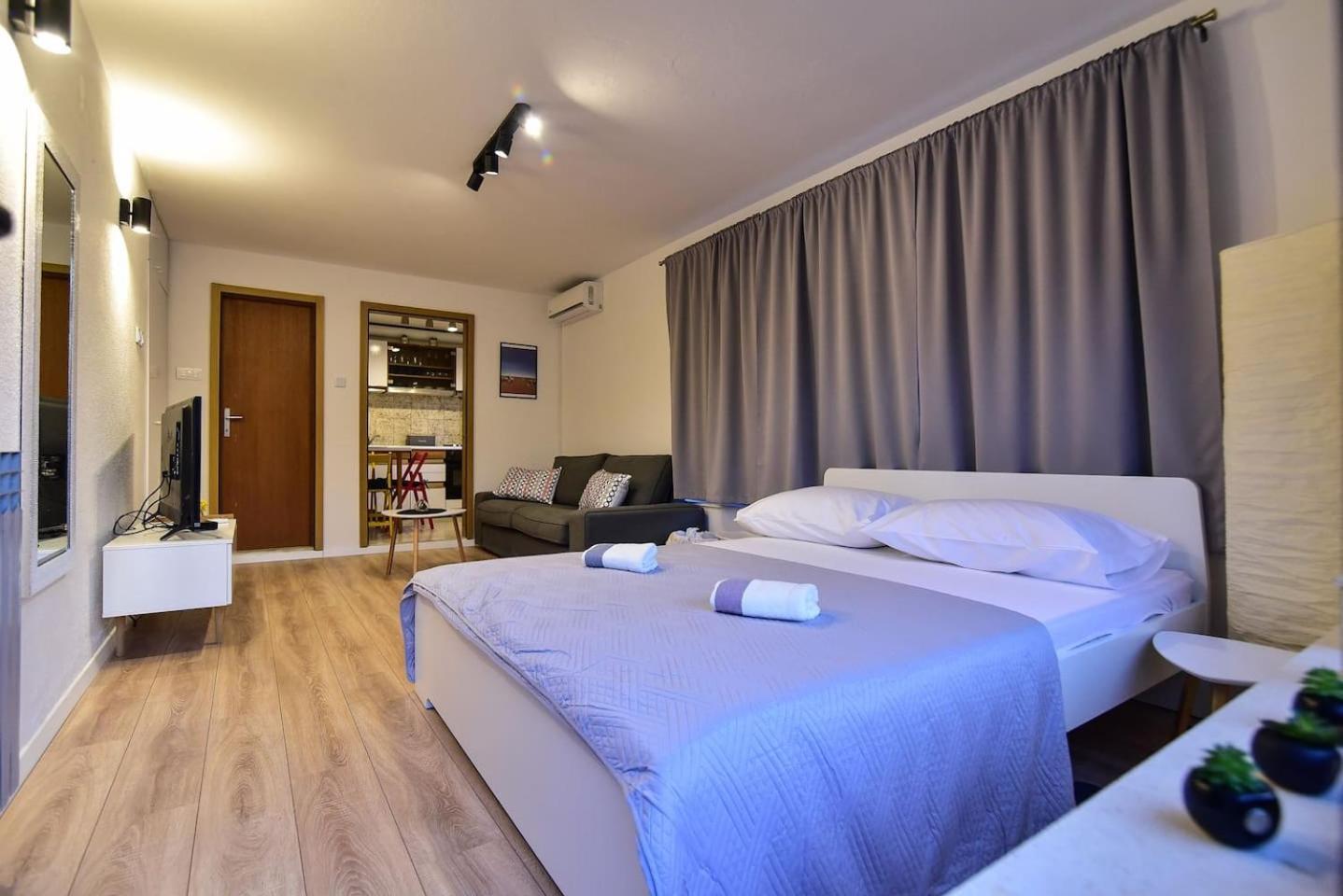Vivi Jane * Zadar